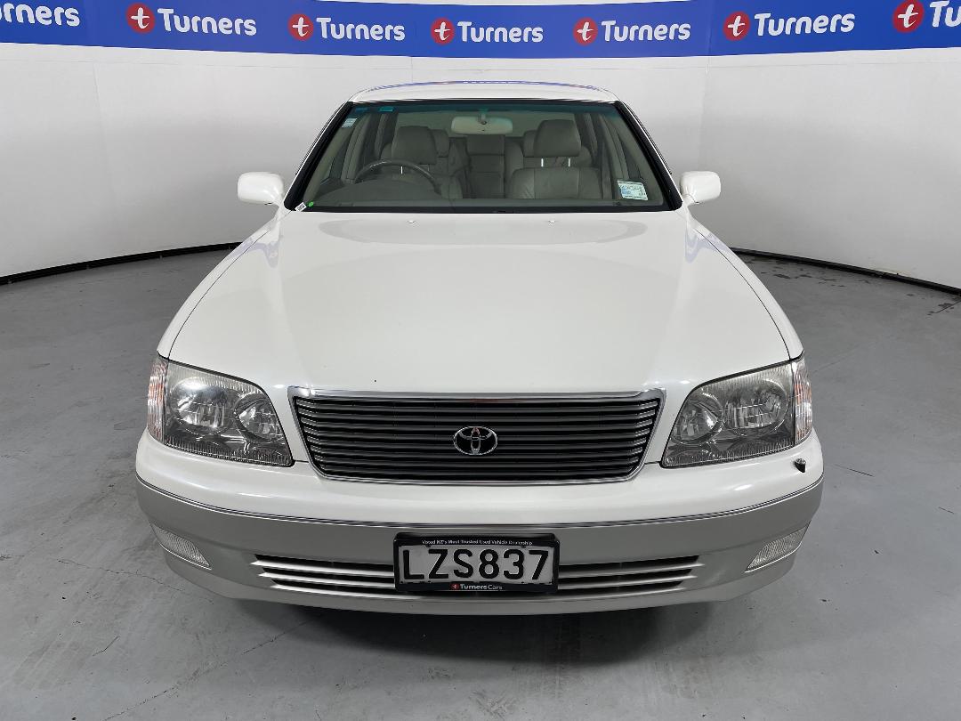 Photo '2' of Toyota Celsior