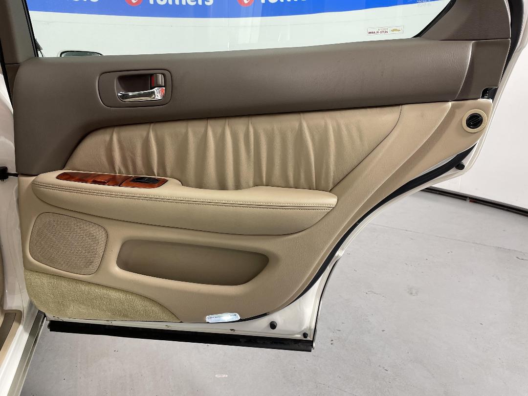 Photo '19' of Toyota Celsior