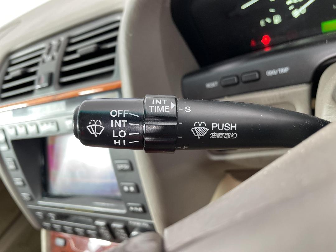 Photo '31' of Toyota Celsior