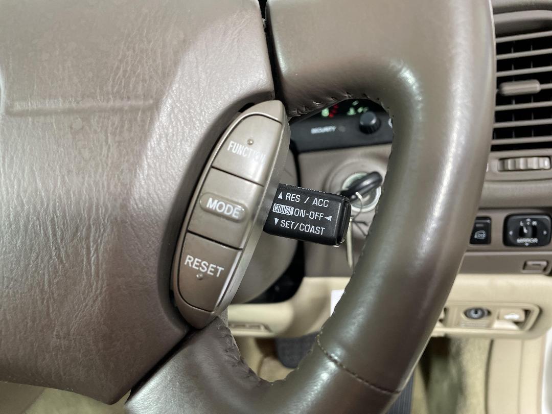 Photo '32' of Toyota Celsior