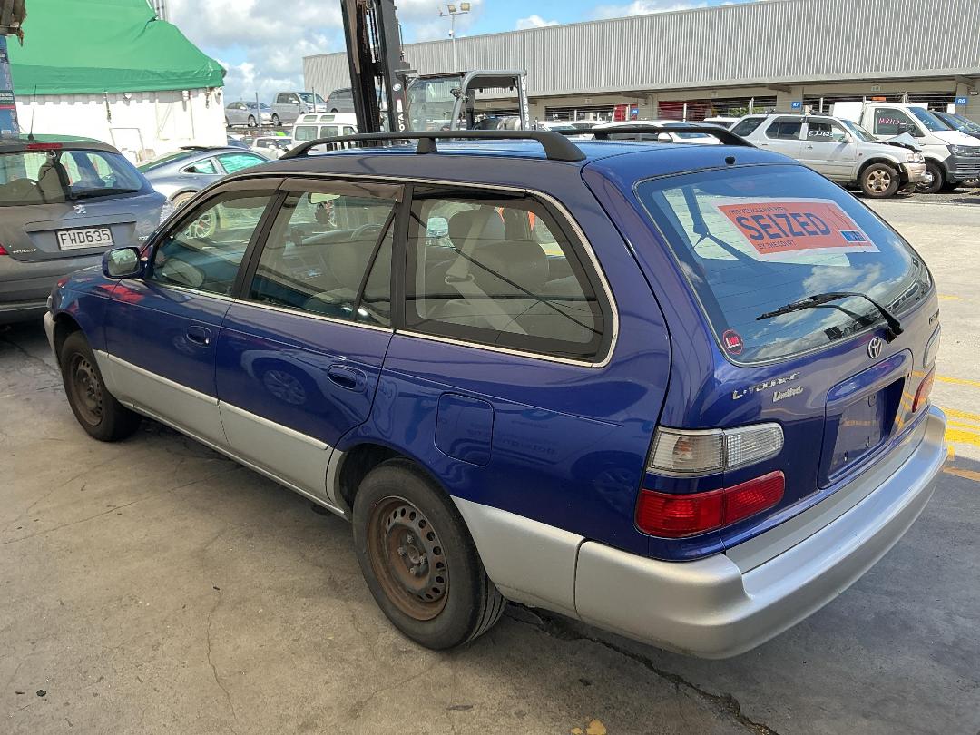 Photo '16' of Toyota Corolla Photo '16' of Toyota Corolla