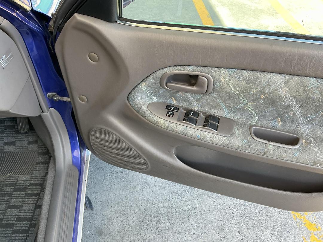 Photo '27' of Toyota Corolla Photo '27' of Toyota Corolla