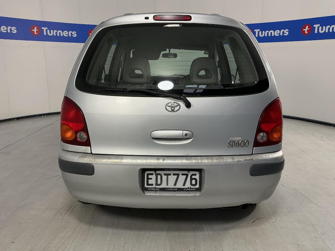 Photo '9' of Toyota Corolla Spacio Photo '9' of Toyota Corolla Spacio