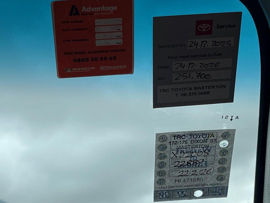 Photo '14' of Toyota Corolla GL