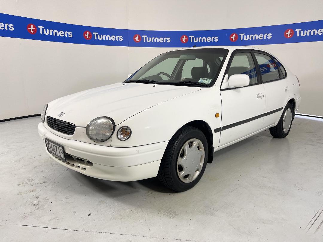 Photo '4' of Toyota Corolla