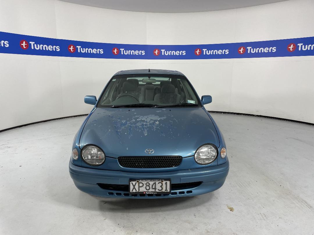 Photo '2' of Toyota Corolla Photo '2' of Toyota Corolla