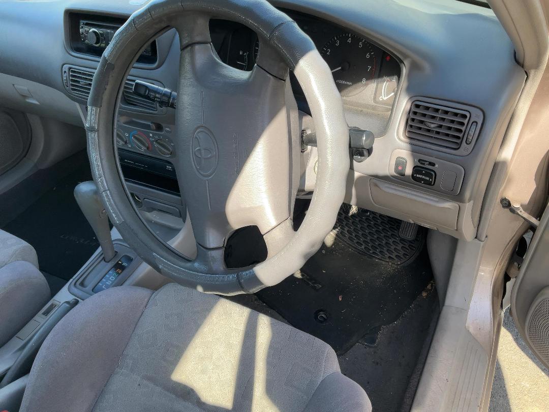 Photo '14' of Toyota Corolla GLX