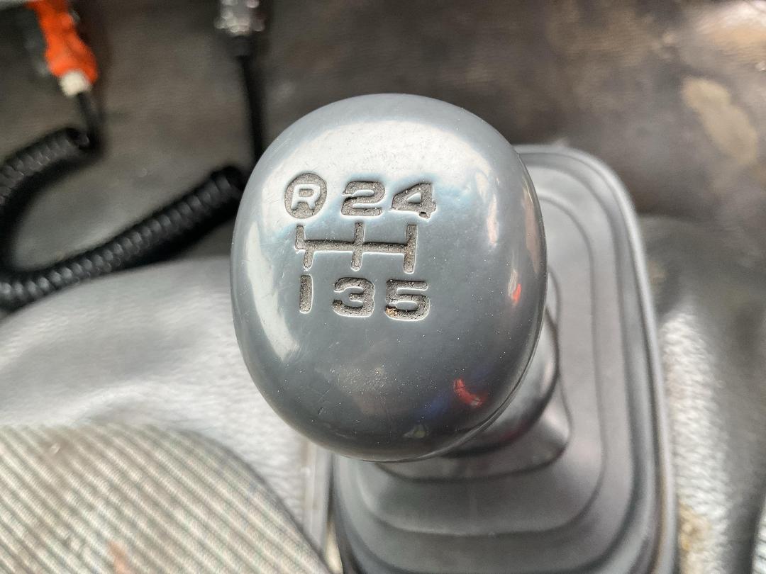 Photo '14' of Toyota Dyna Boxbody Curtainsider