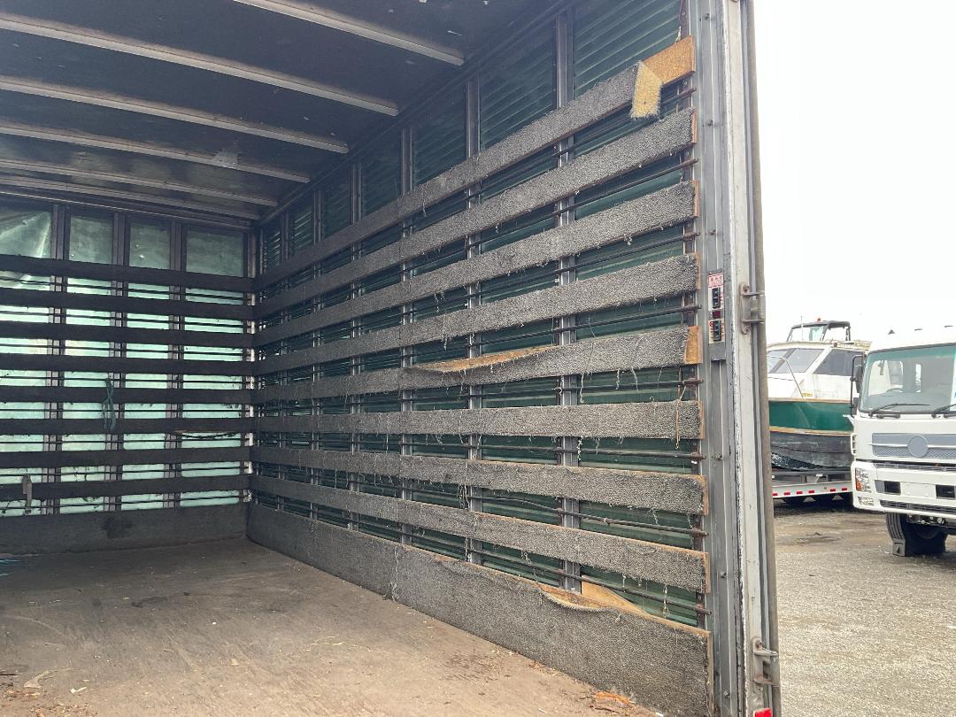 Photo '24' of Toyota Dyna Boxbody Curtainsider