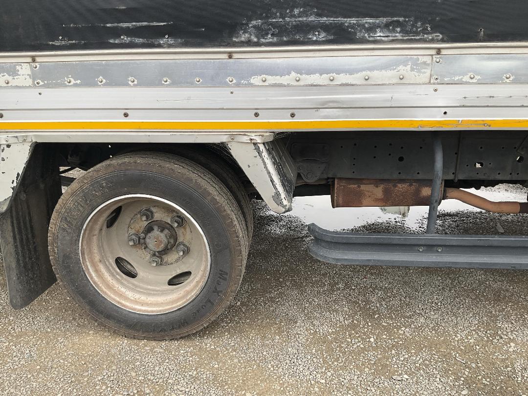 Photo '27' of Toyota Dyna Boxbody Curtainsider