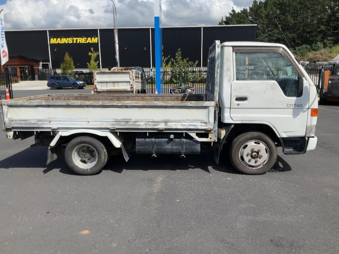 Photo '3' of Toyota Dyna BU107 Flat Deck