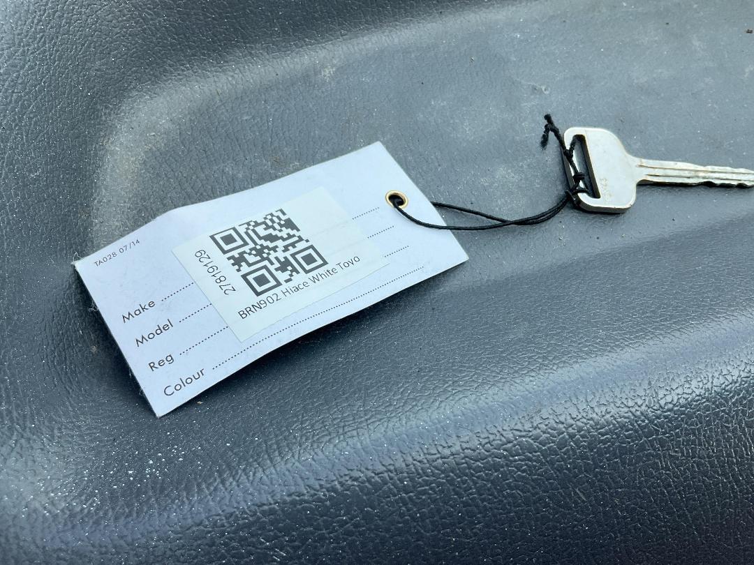 Photo '12' of Toyota Hiace Photo '12' of Toyota Hiace