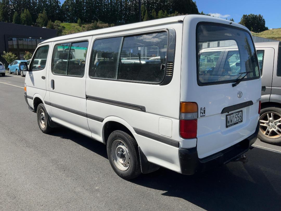 Photo '5' of Toyota Hiace ZL Photo '5' of Toyota Hiace ZL