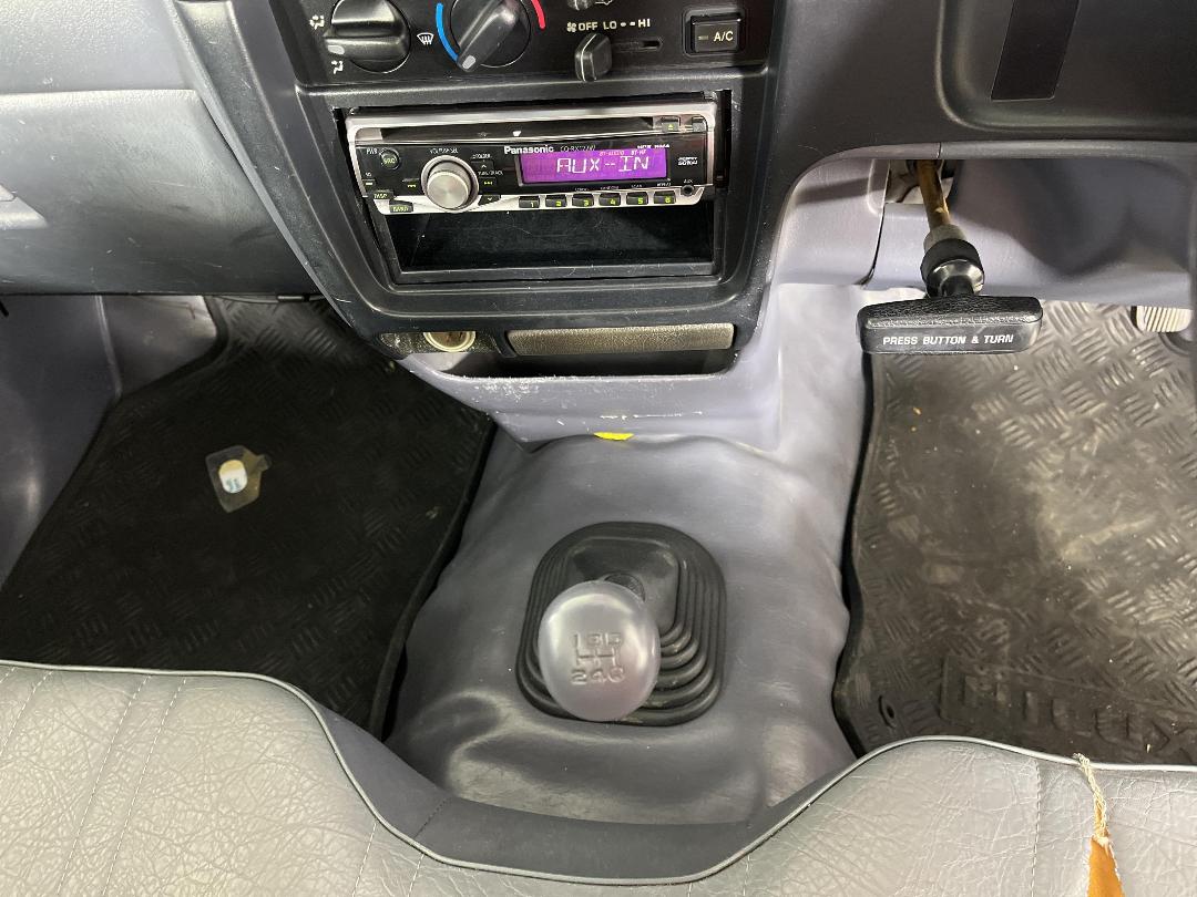 Photo '19' of Toyota Hilux