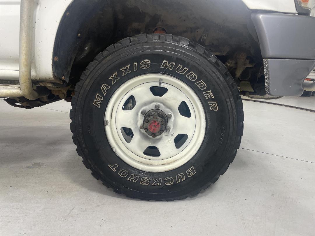 Photo '9' of Toyota Hilux