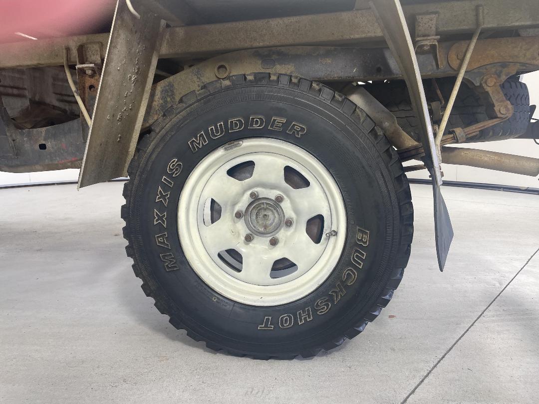 Photo '11' of Toyota Hilux