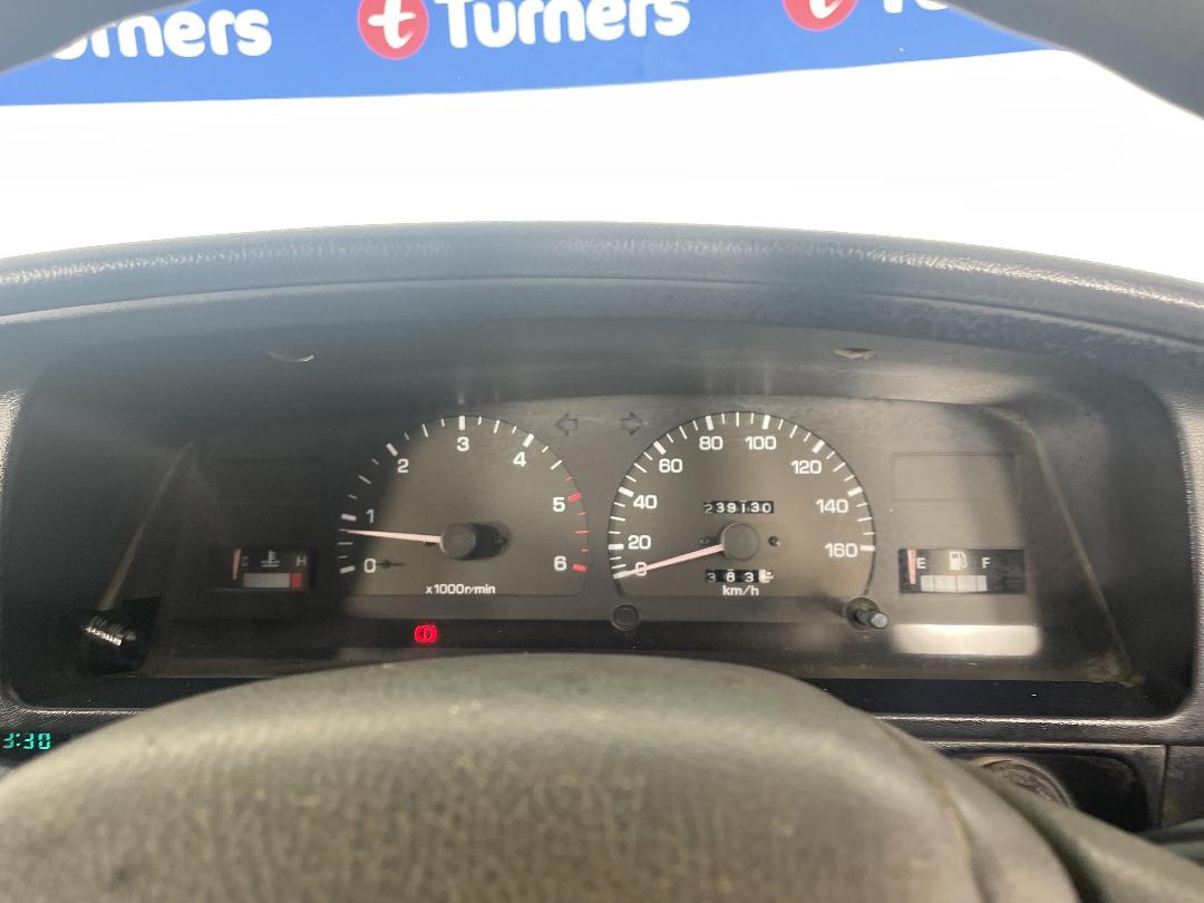 Photo '19' of Toyota Hilux