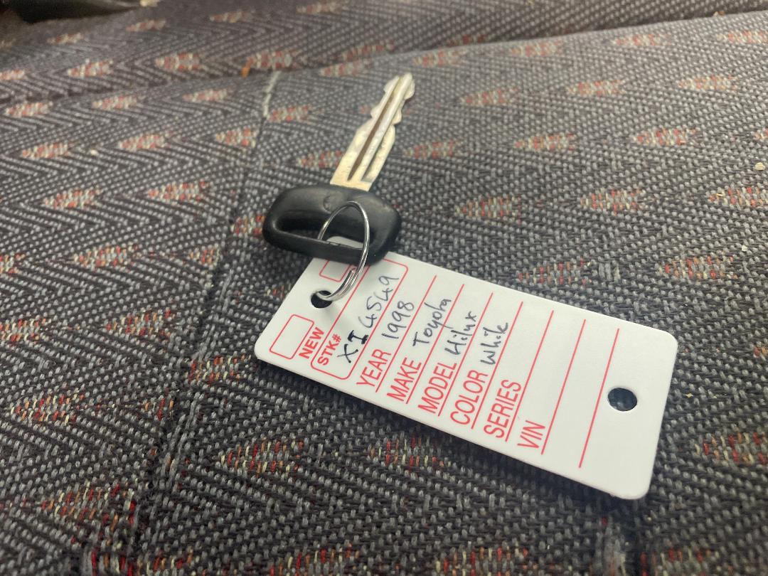 Photo '20' of Toyota Hilux