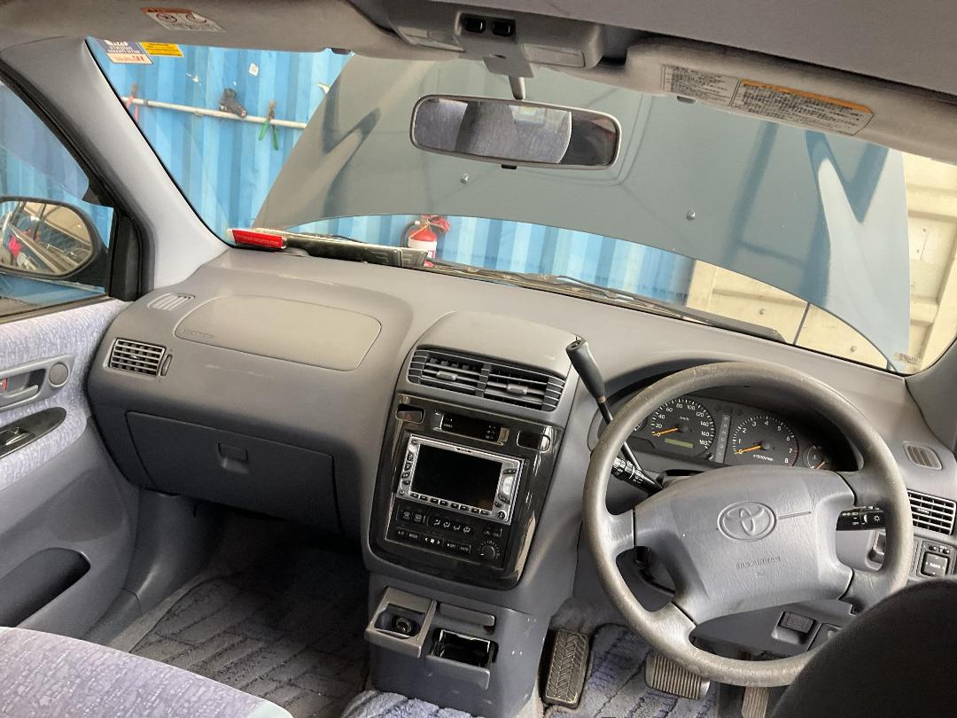 Photo '23' of Toyota Ipsum