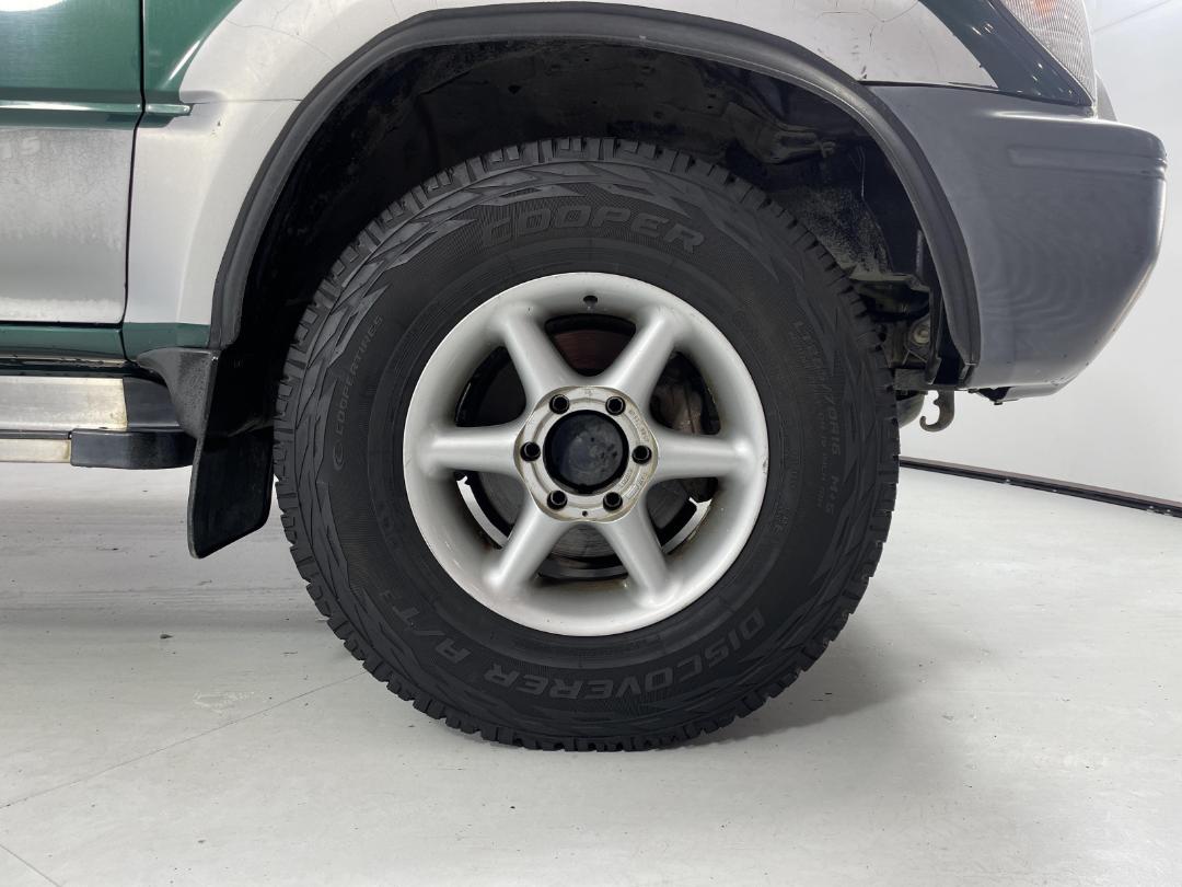 Photo '9' of Toyota Landcruiser Prado Photo '9' of Toyota Landcruiser Prado