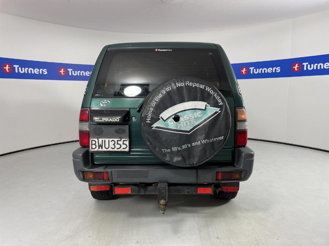 Photo '6' of Toyota Landcruiser Prado Photo '6' of Toyota Landcruiser Prado