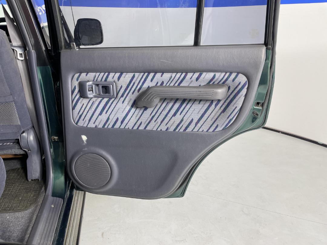 Photo '19' of Toyota Landcruiser Prado Photo '19' of Toyota Landcruiser Prado