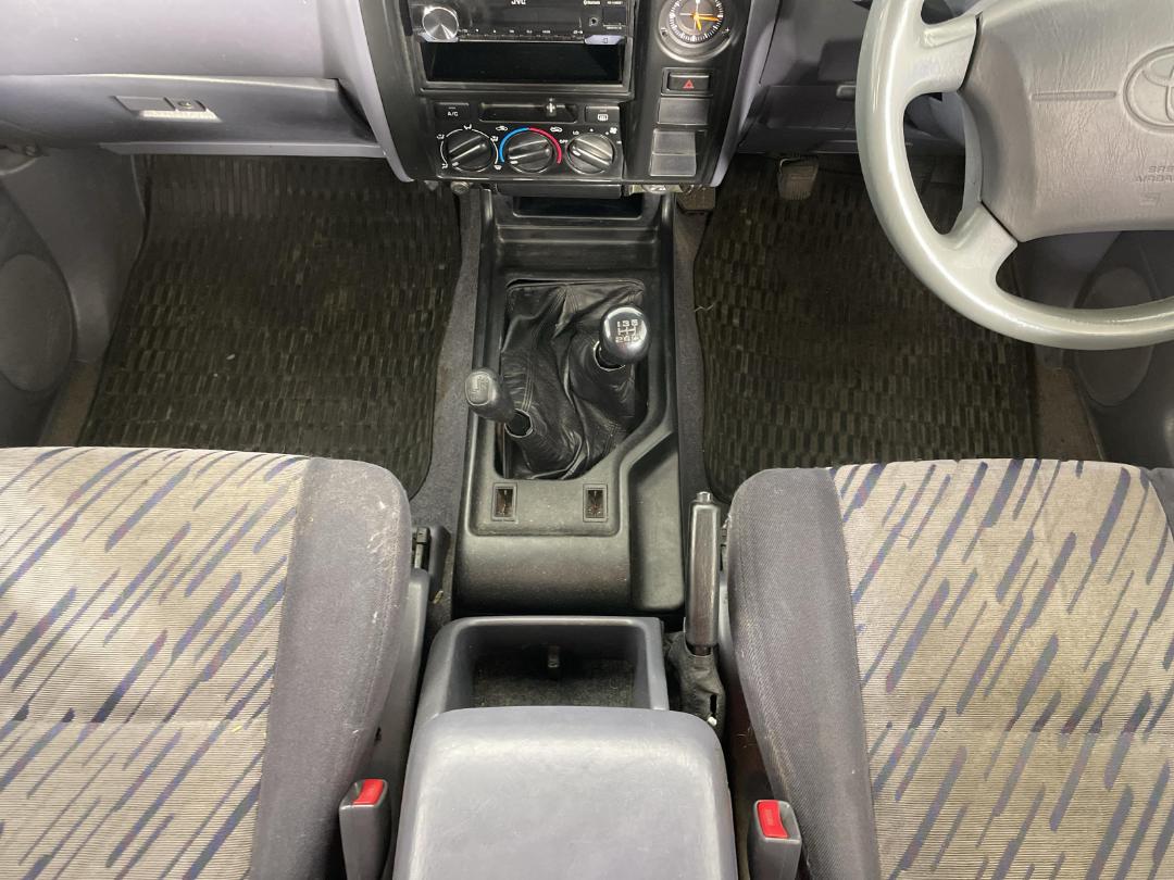 Photo '18' of Toyota Landcruiser Prado Photo '18' of Toyota Landcruiser Prado