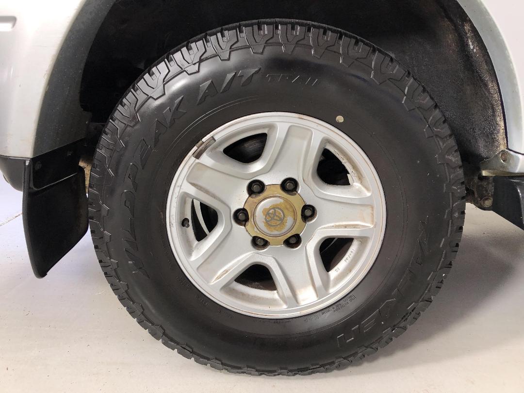 Photo '10' of Toyota Landcruiser Prado SR5V6 WGN5