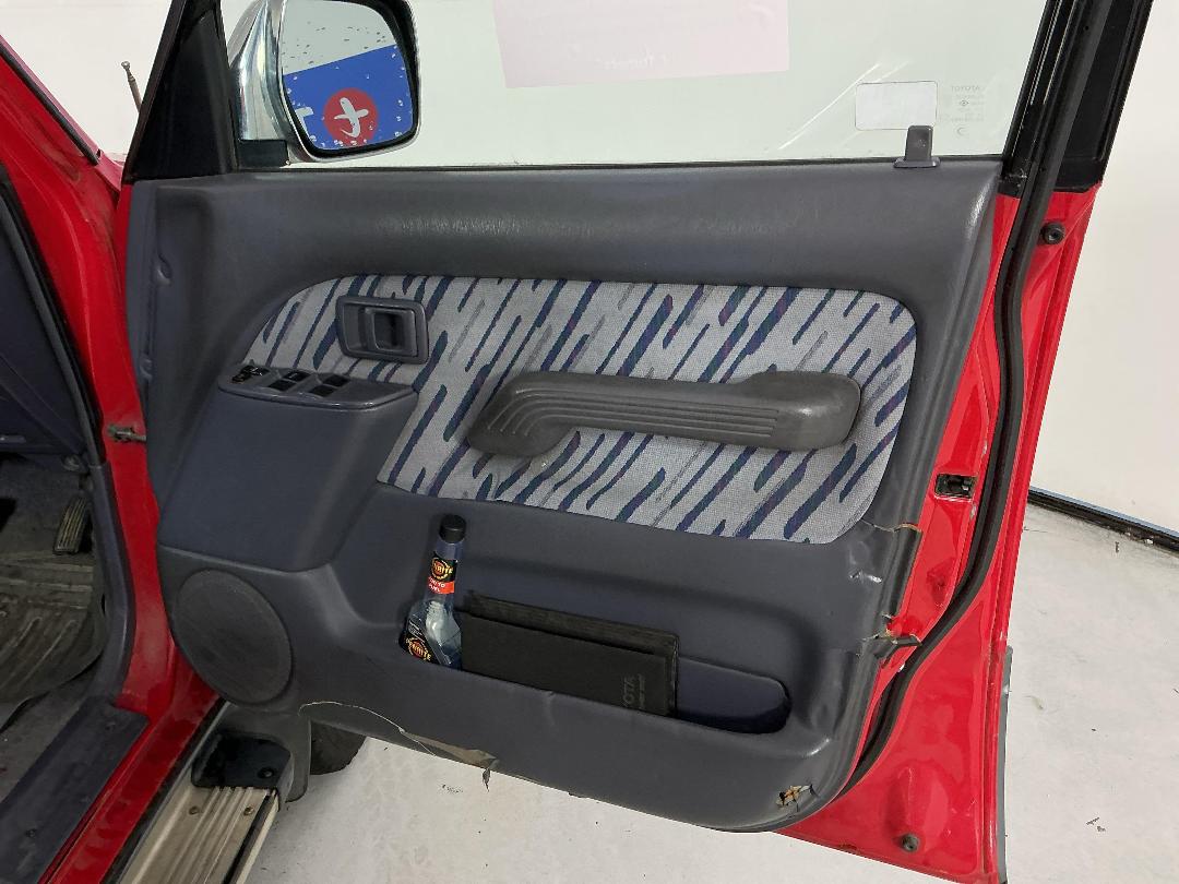 Photo '13' of Toyota Landcruiser Prado T SR5 Photo '13' of Toyota Landcruiser Prado T SR5