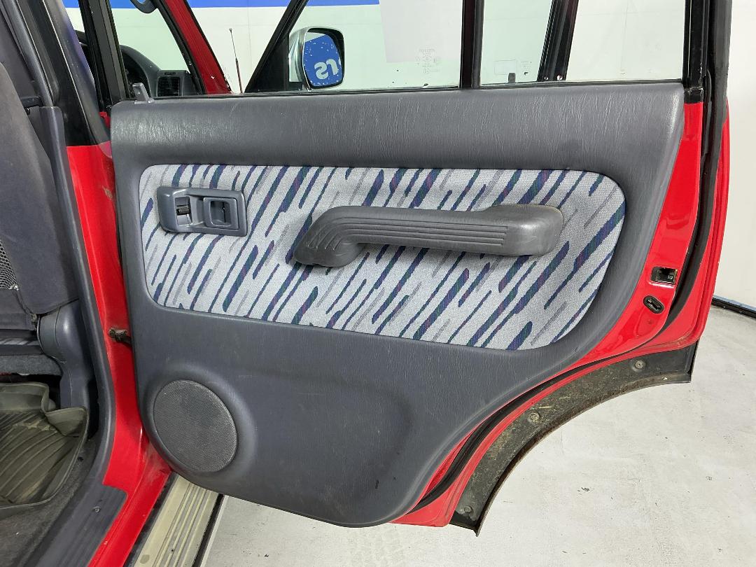 Photo '17' of Toyota Landcruiser Prado T SR5 Photo '17' of Toyota Landcruiser Prado T SR5