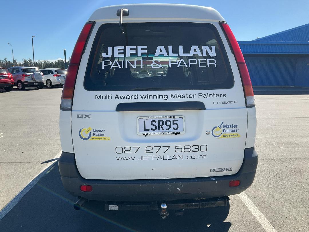 Photo '5' of Toyota Liteace DX