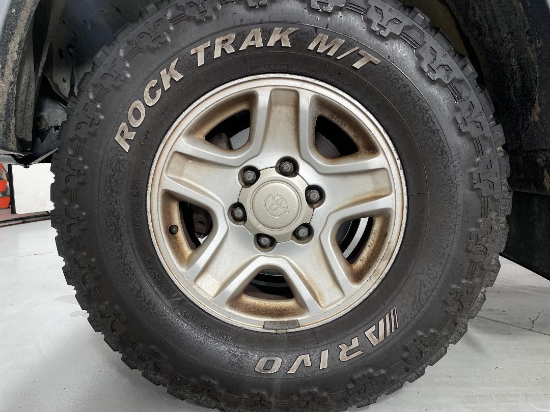 Photo '10' of Toyota Prado