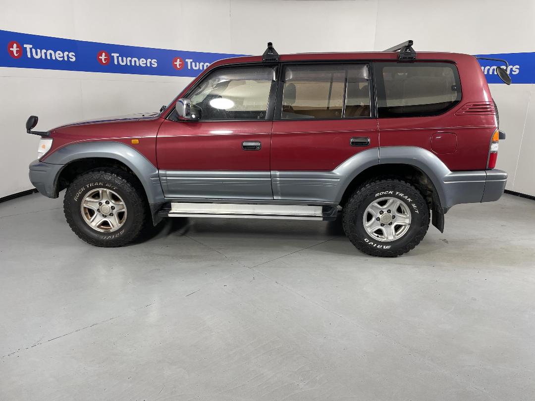 Photo '24' of Toyota Prado