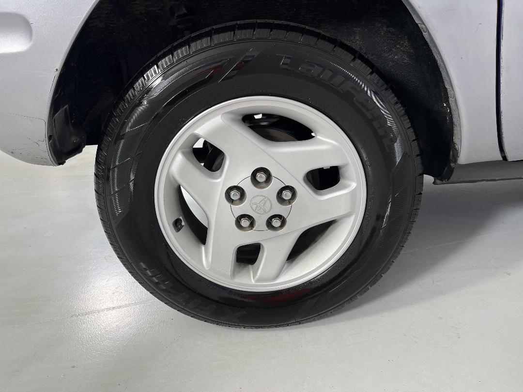 Photo '12' of Toyota Rav4