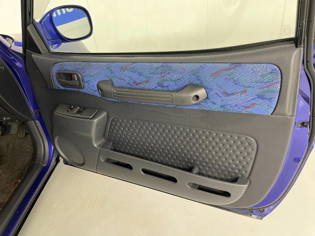 Photo '15' of Toyota Rav4