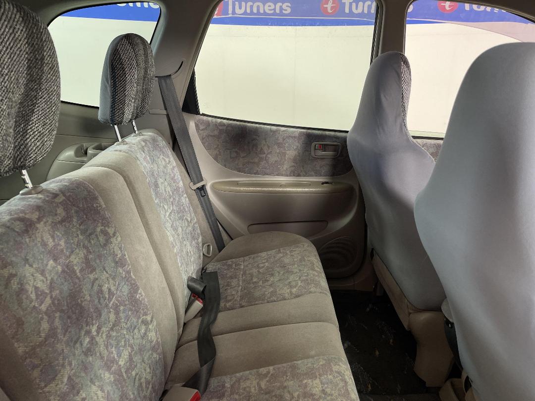 Photo '20' of Toyota Spacio Photo '20' of Toyota Spacio