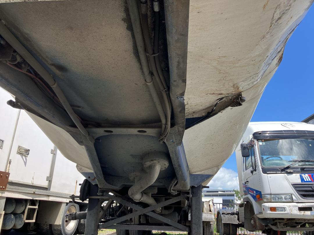 Photo '18' of TRAILER TANKER 38000-LTR Tanker Trailer Full