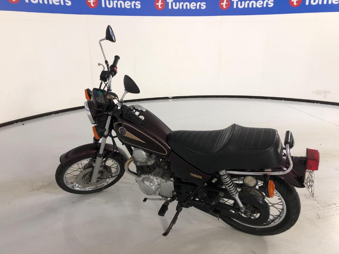 Photo '2' of Yamaha SR 125 Photo '2' of Yamaha SR 125