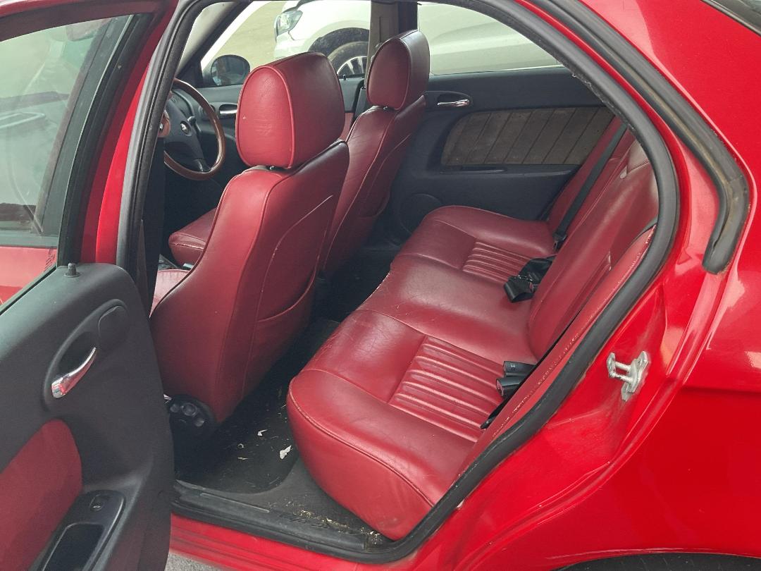 Photo '9' of Alfa Romeo 156