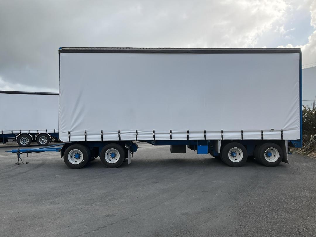 Photo '7' of DOMETT D2001 Curtainsider Full