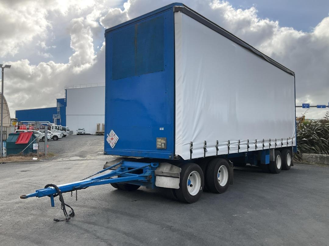 Photo '6' of DOMETT D2001 Curtainsider Full