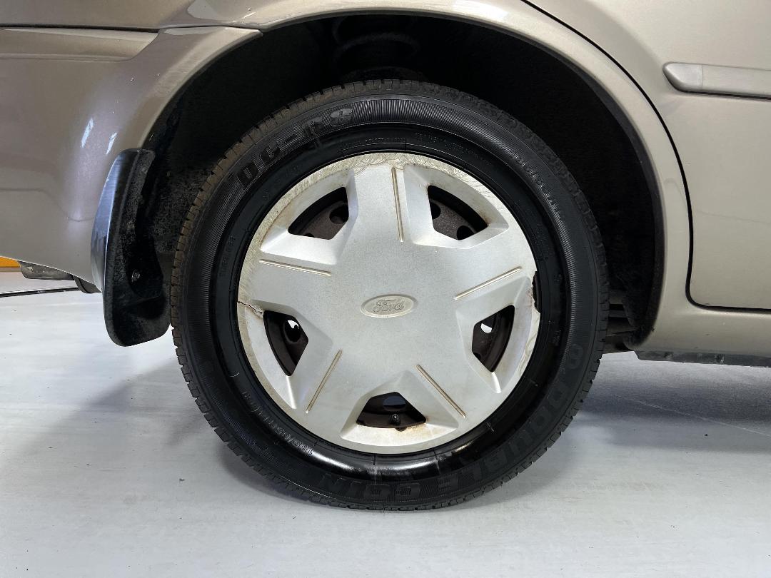 Photo '12' of Ford Laser