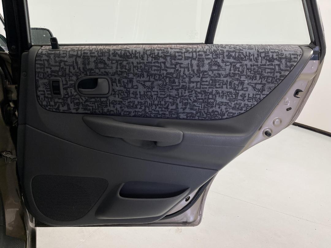 Photo '19' of Ford Laser