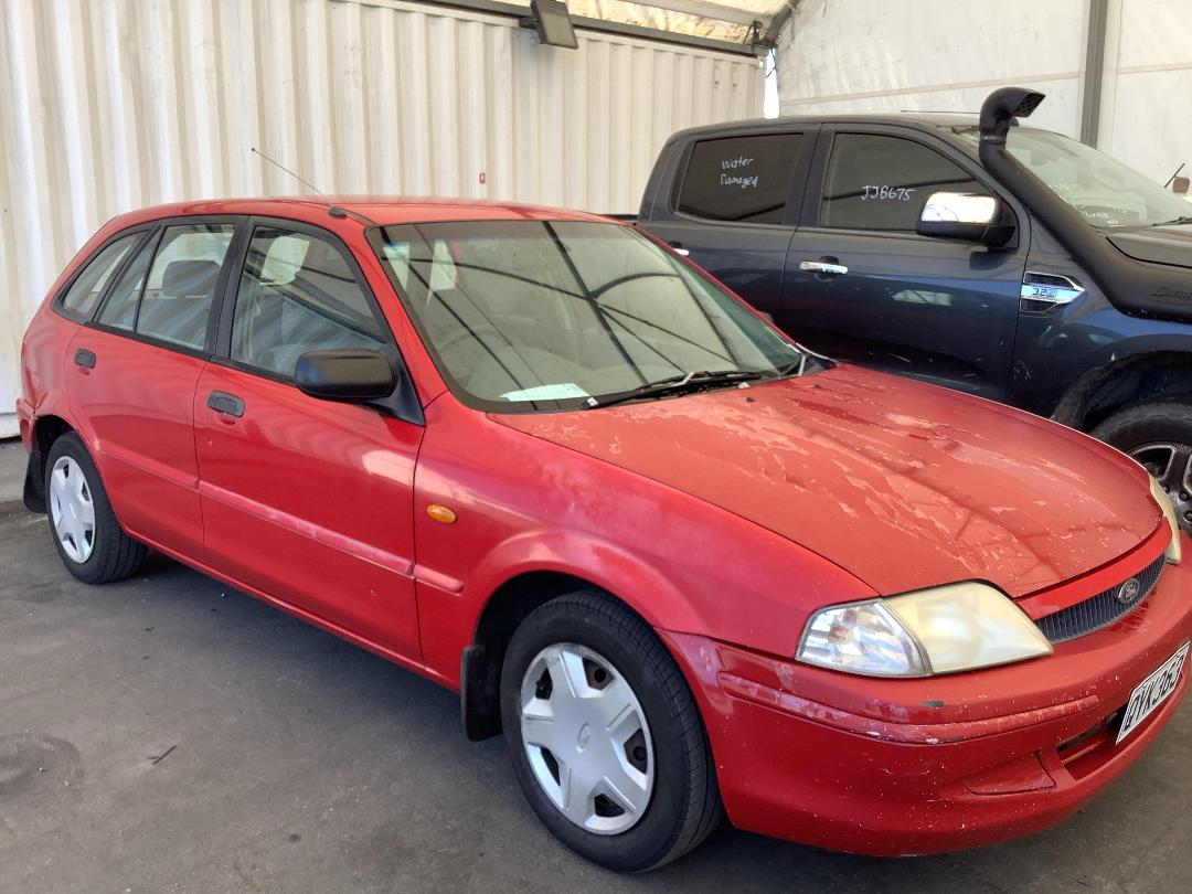 Photo '2' of Ford Laser LXI