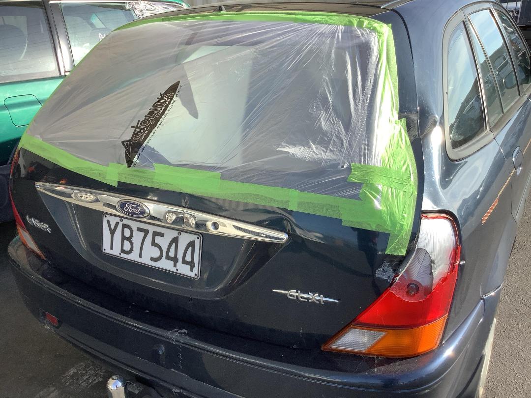 Photo '4' of Ford Laser Glxi