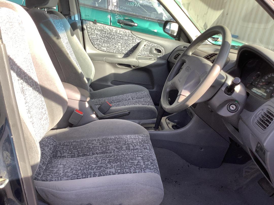 Photo '8' of Ford Laser Glxi