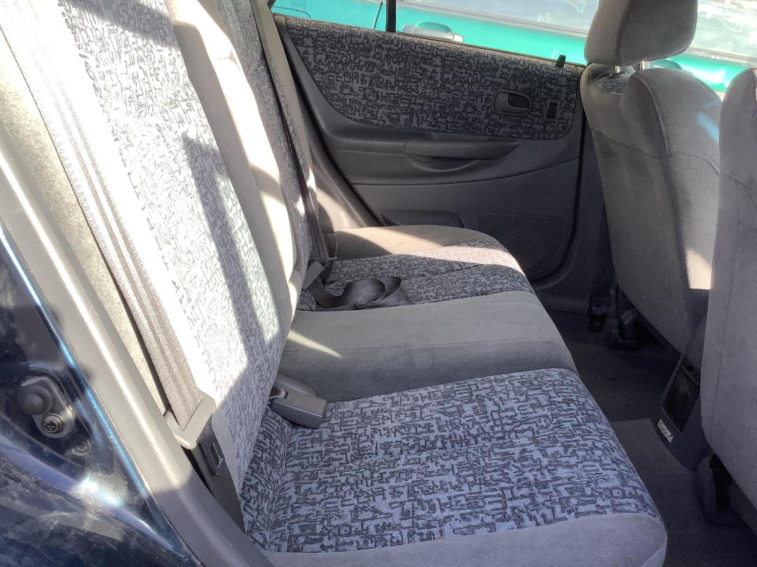 Photo '7' of Ford Laser Glxi