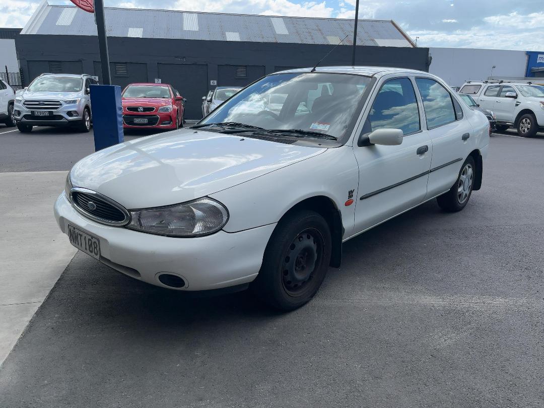 Photo '3' of Ford Mondeo LX