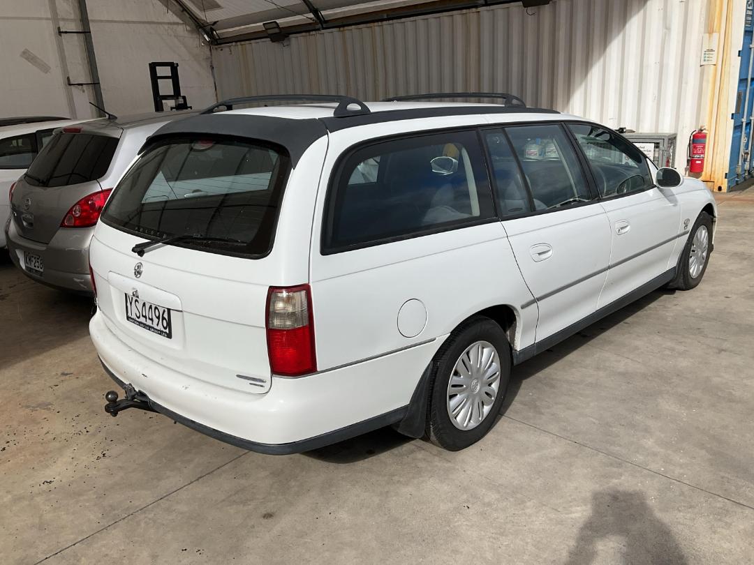 Photo '6' of Holden Commodore VT Acclaim