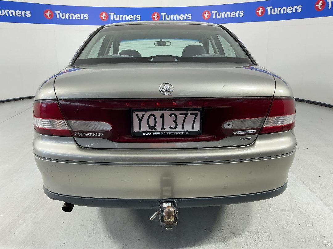 Photo '9' of Holden Commodore VT Acclaim Photo '9' of Holden Commodore VT Acclaim